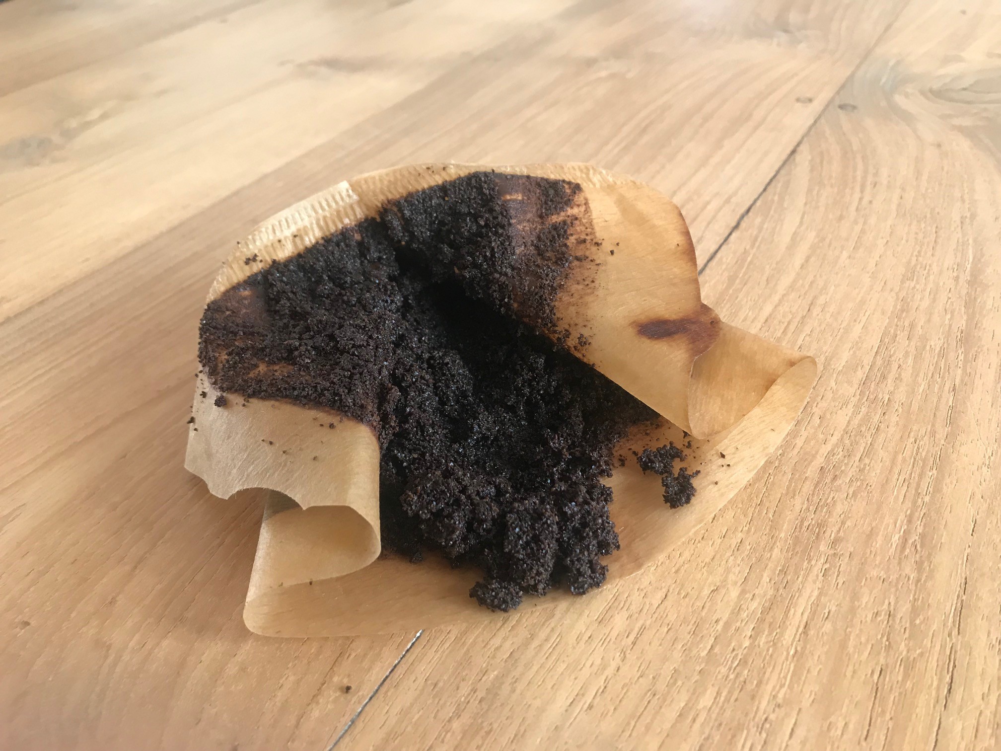 Sterker beton en minder broeikasgas met behulp van koffiedik